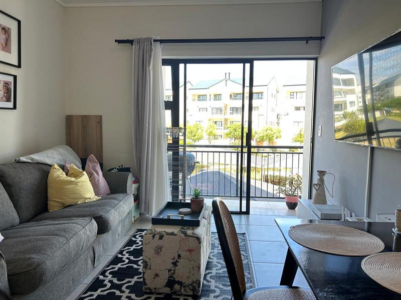 To Let 1 Bedroom Property for Rent in Sandown Western Cape